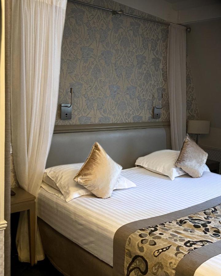 Hotel Monceau Wagram Париж Номер фото
